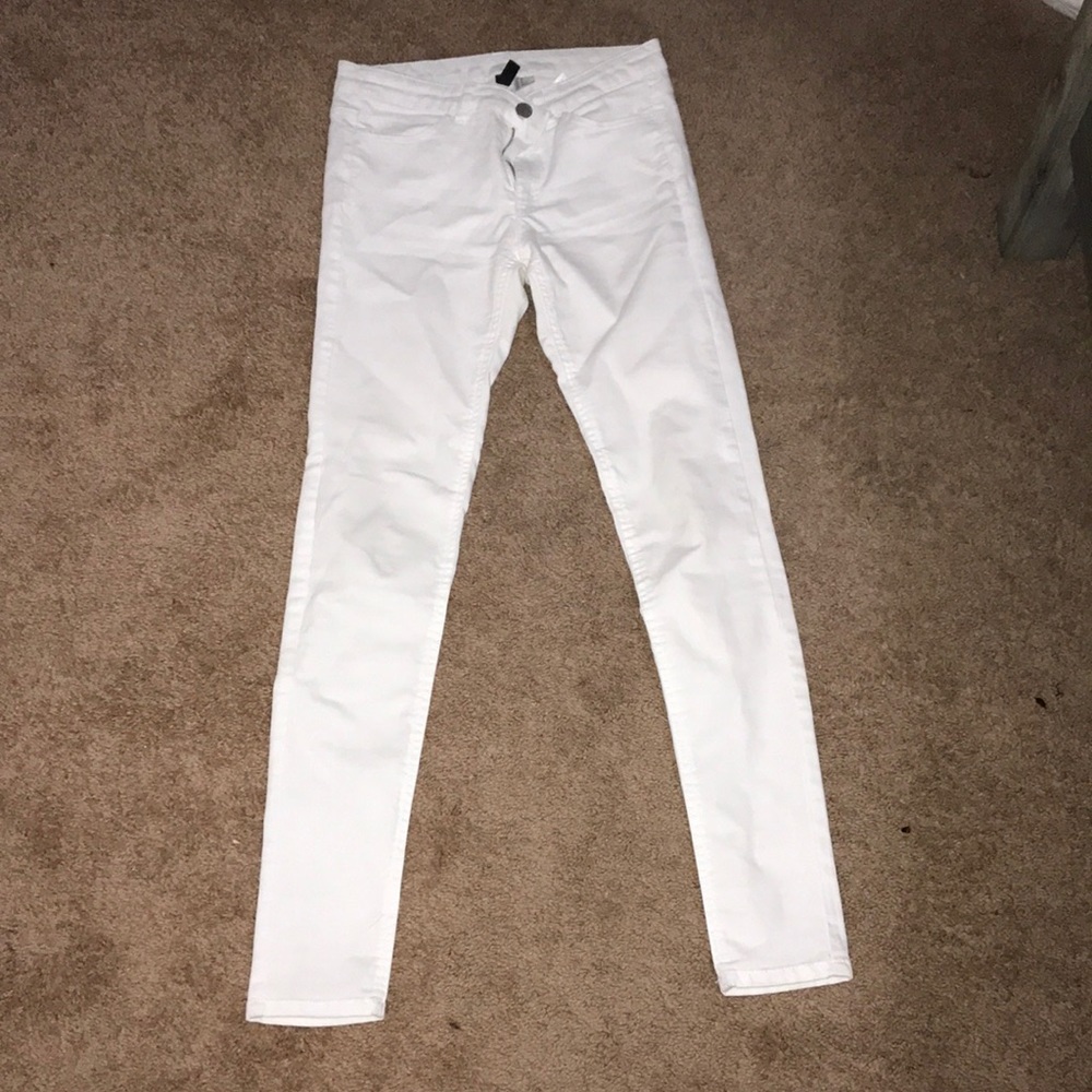 white skinny jeans